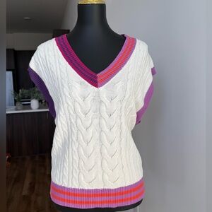 Women’s  V-Neck Cable Knit oversized Sweater cream white with pink stripes